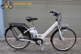 Xe đạp điện Nhật nội địa sanyo màu trắng